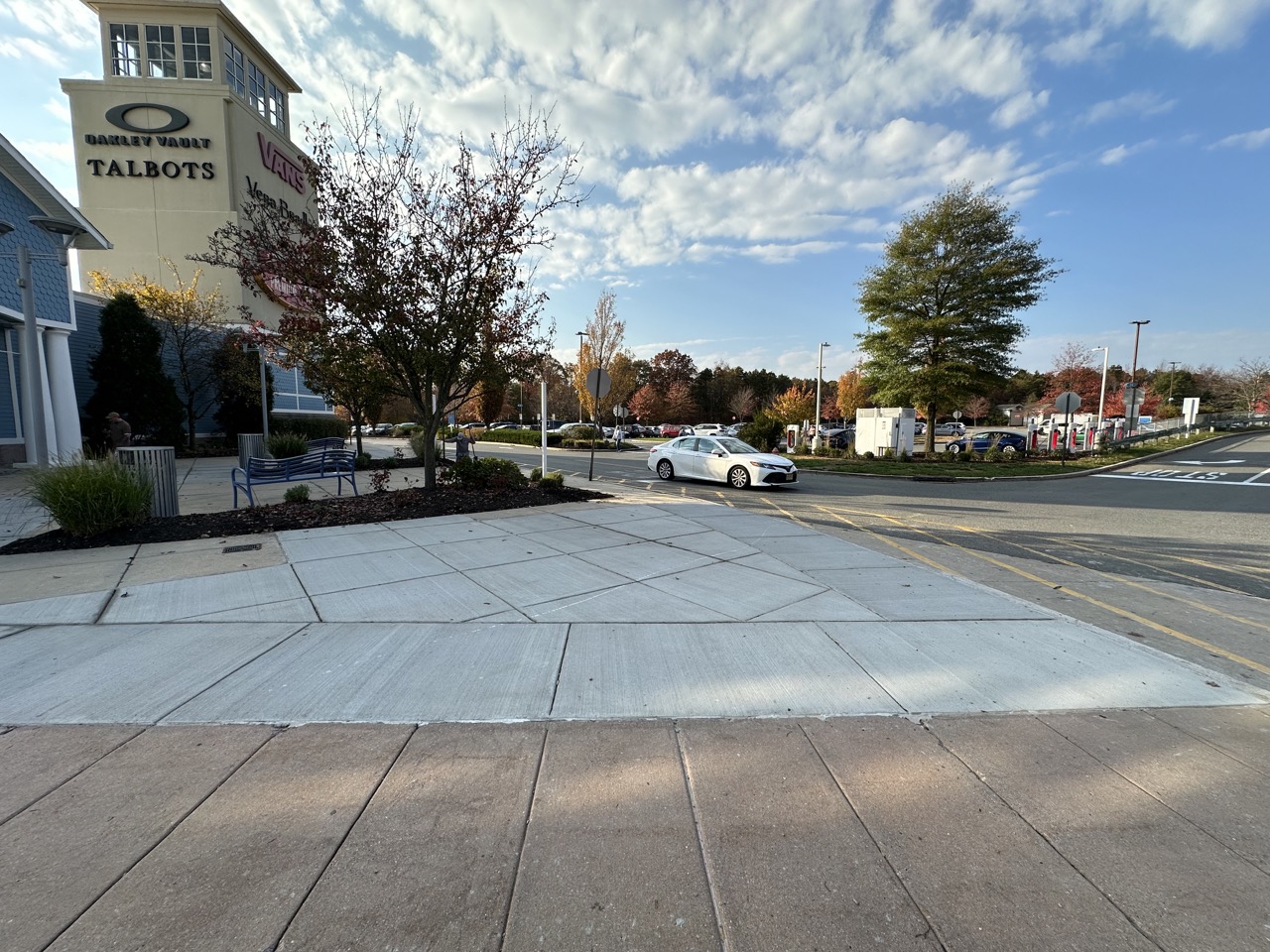 Swan Co.'s concrete walkway replacement at NJ Outlet Center